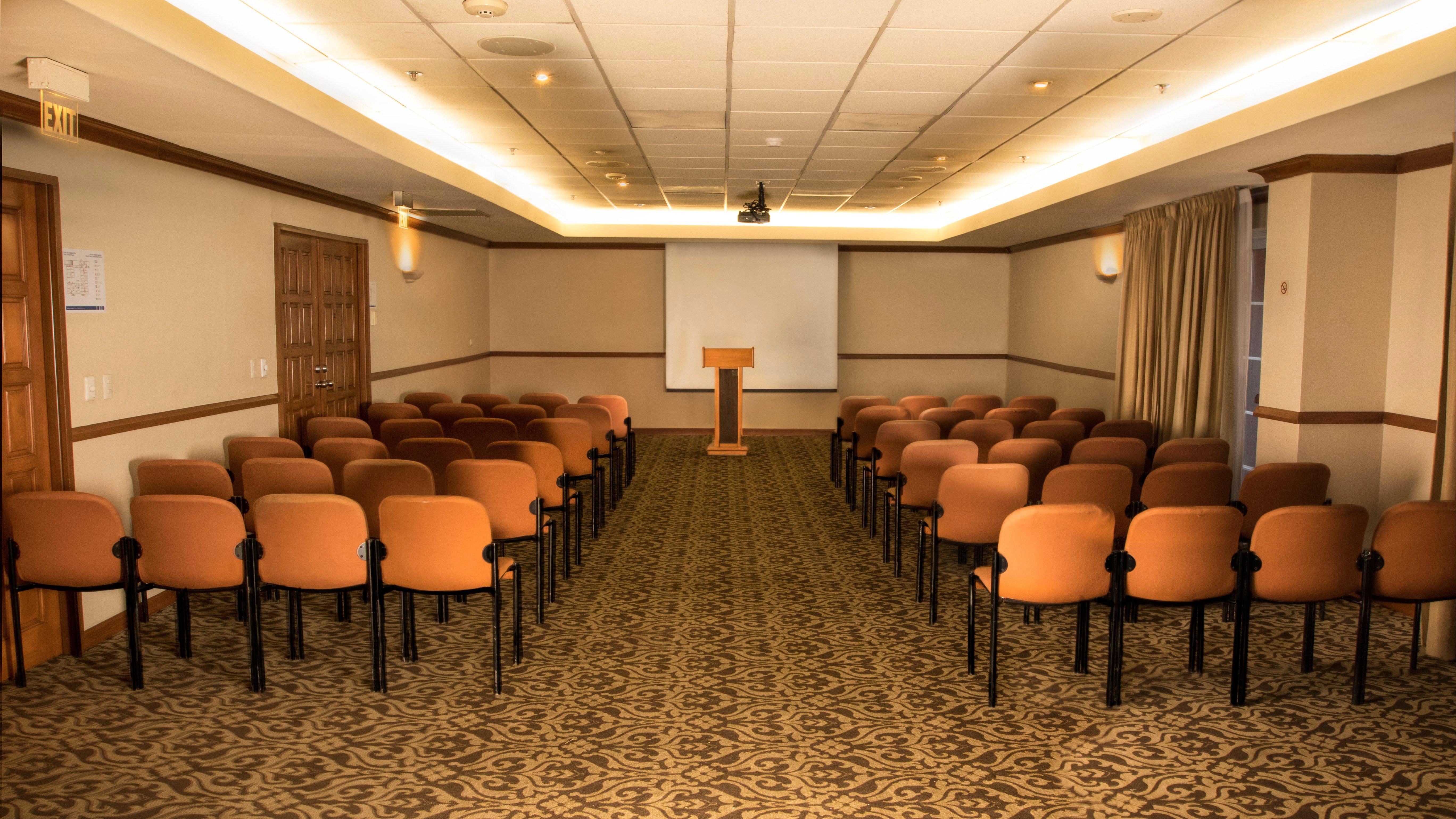 Holiday Inn Express Monterrey Galerias-San Jeronimo By Ihg Ngoại thất bức ảnh